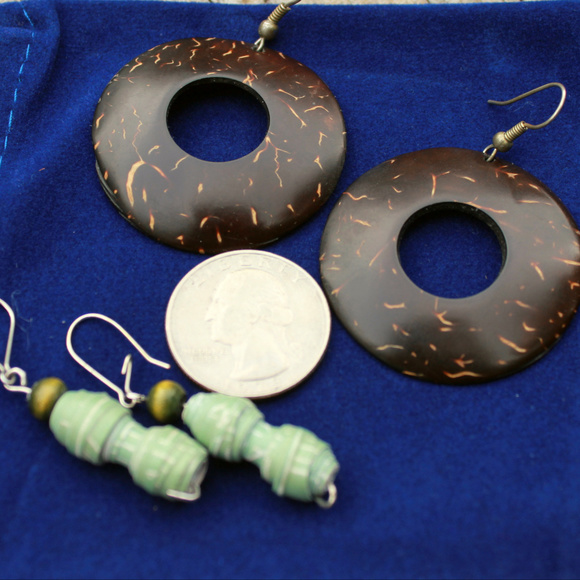 2 Pairs Handmade Earrings: Jade Spin & Wood Circle - Picture 7 of 8